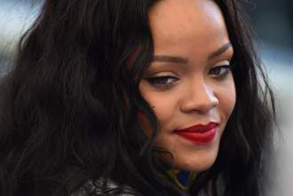 Residencia de Rihanna en Beverly Hills, escenario del tiroteo