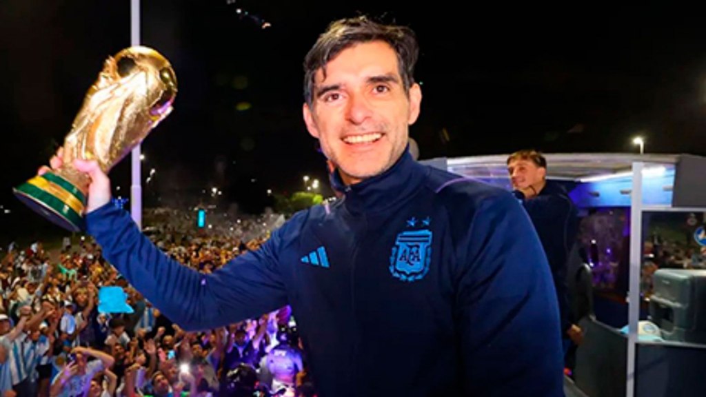Roberto Ratón Ayala durante un partido de la Selección argentina