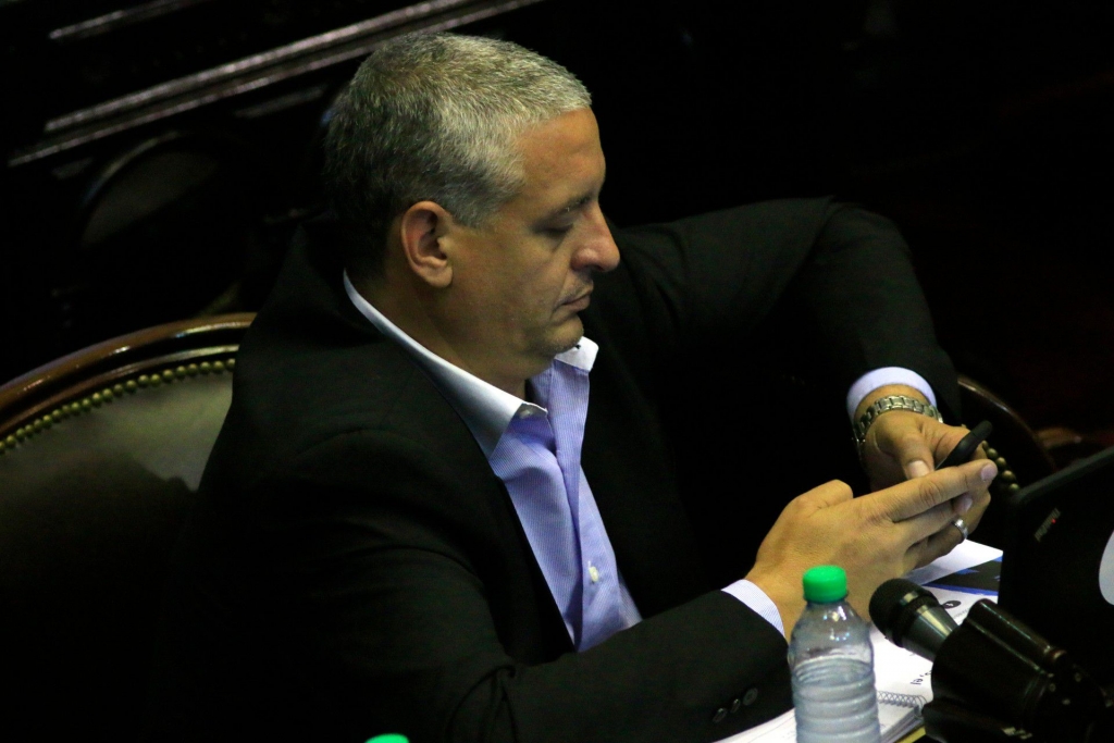 Cruce entre diputados de Unión por la Patria y La Libertad Avanza en la Cámara baja