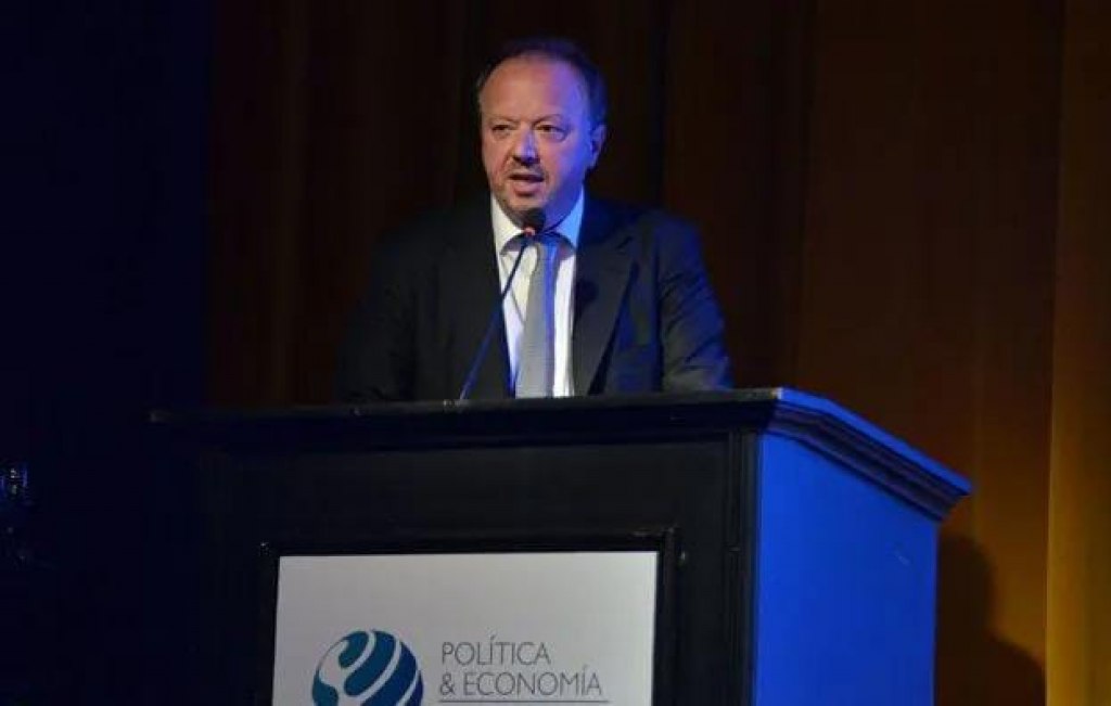 Juan Nápoli, banquero libertario, habló sobre el derecho a la intimidad