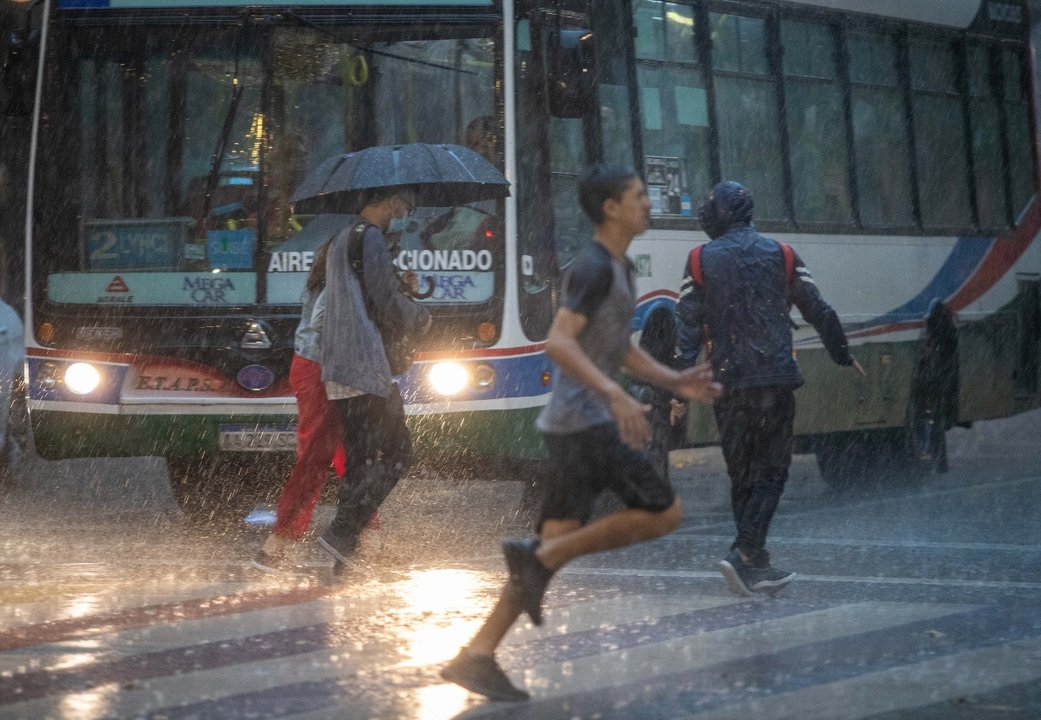 Inesperado: a qué hora se esperan lluvias este jueves en Buenos Aires