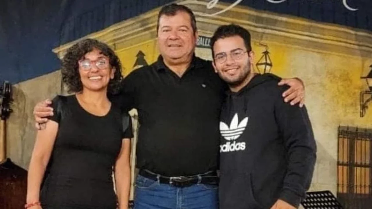 El primer reencuentro será el mismo día en el que César cumple 20 años.
