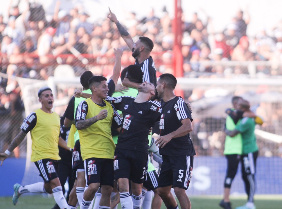 Se lanzó el fixture de la Copa de la Liga 2024 con una gran polémica que favorece a Deportivo Riestra