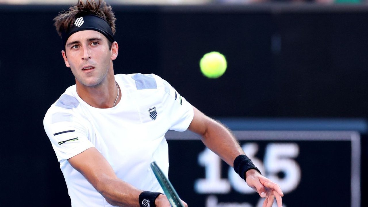 Etcheverry y Podoroska se metieron en la segunda ronda del Australian Open