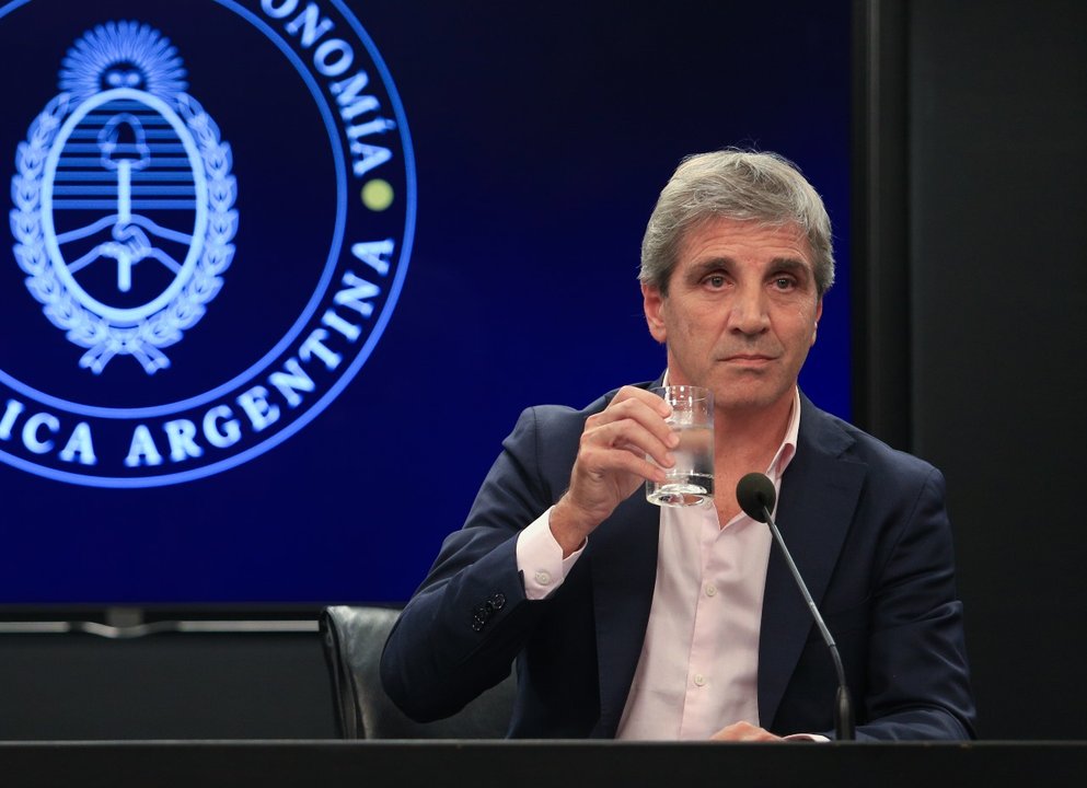 La agenda de Caputo en Davos: búsqueda de inversiones y reunión con el FMI