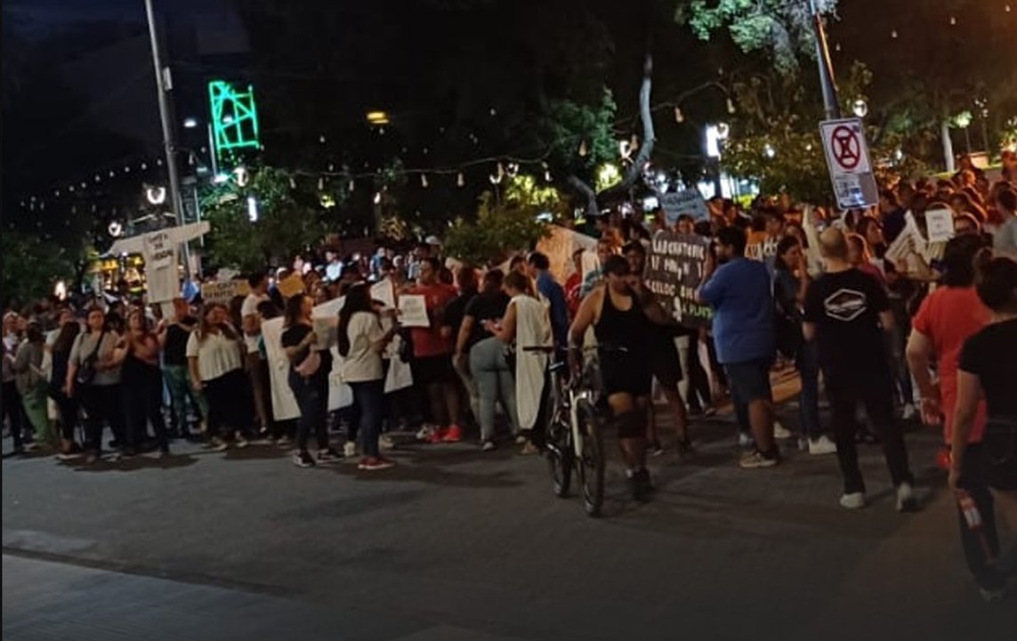 Fuerte rechazo a las cuasimonedas en La Rioja: empleados públicos se oponen y advierten a Quintela