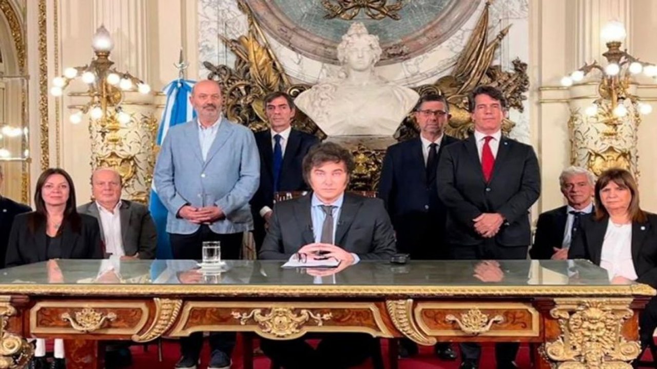 El Gobierno apeló el fallo que declaró inválidos seis artículos del DNU en materia laboral