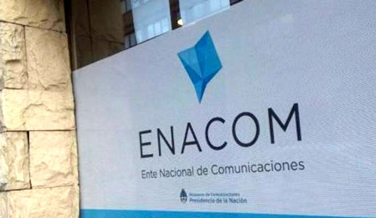 ENACOM refuerza presupuesto para internet en barrios populares
