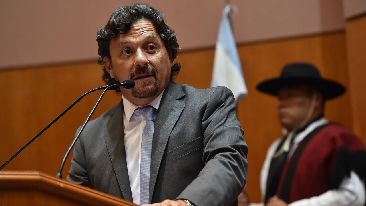 Gustavo Sáenz, gobernador de Salta.