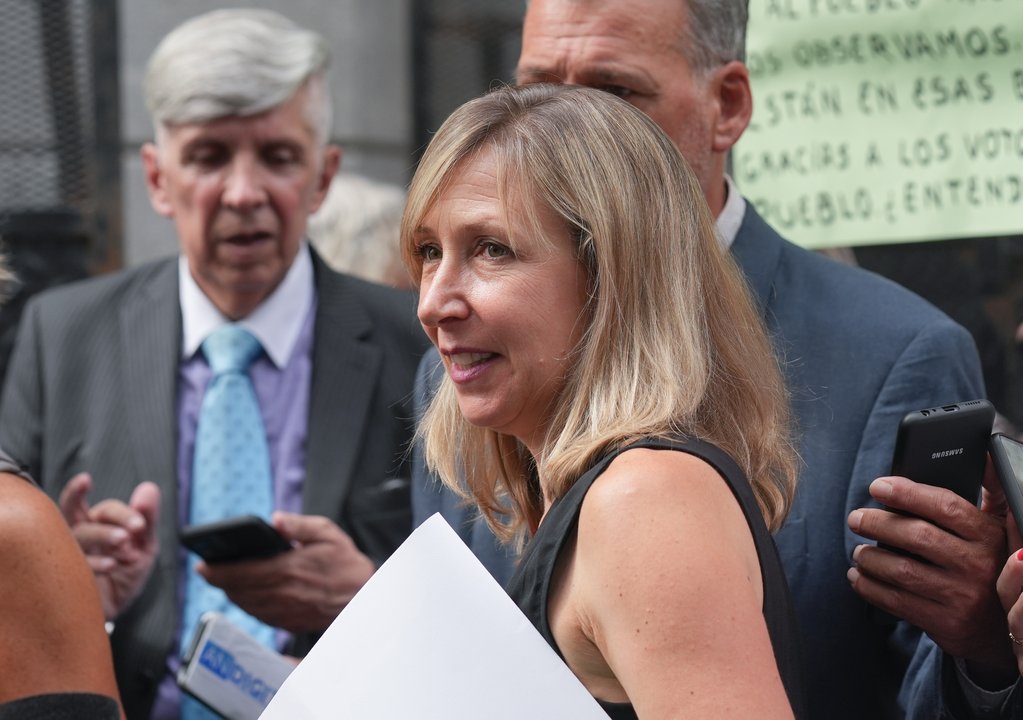 Myriam Bregman cuestiona a gobernadores por la emergencia ígnea y la Ley de Glaciares