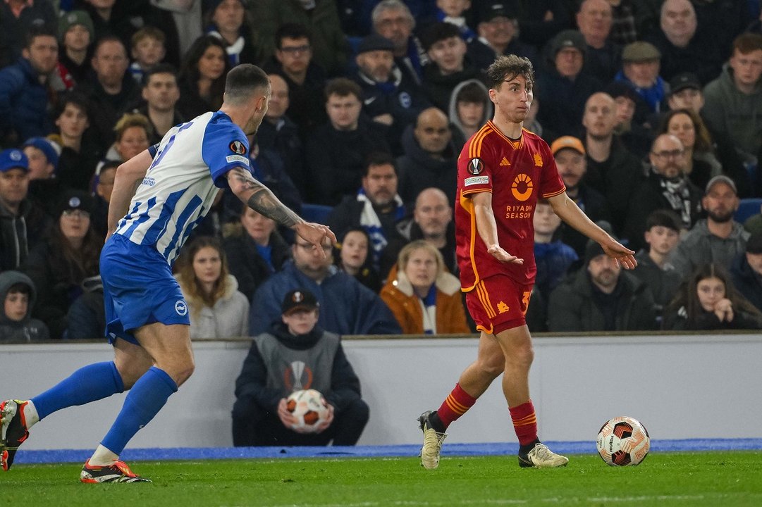 Roma avanzó a cuartos de final de la Europa League a pesar de la derrota ante Brighton Roma avanzó a cuartos de final de la Europa League a pesar de la derrota ante Brighton