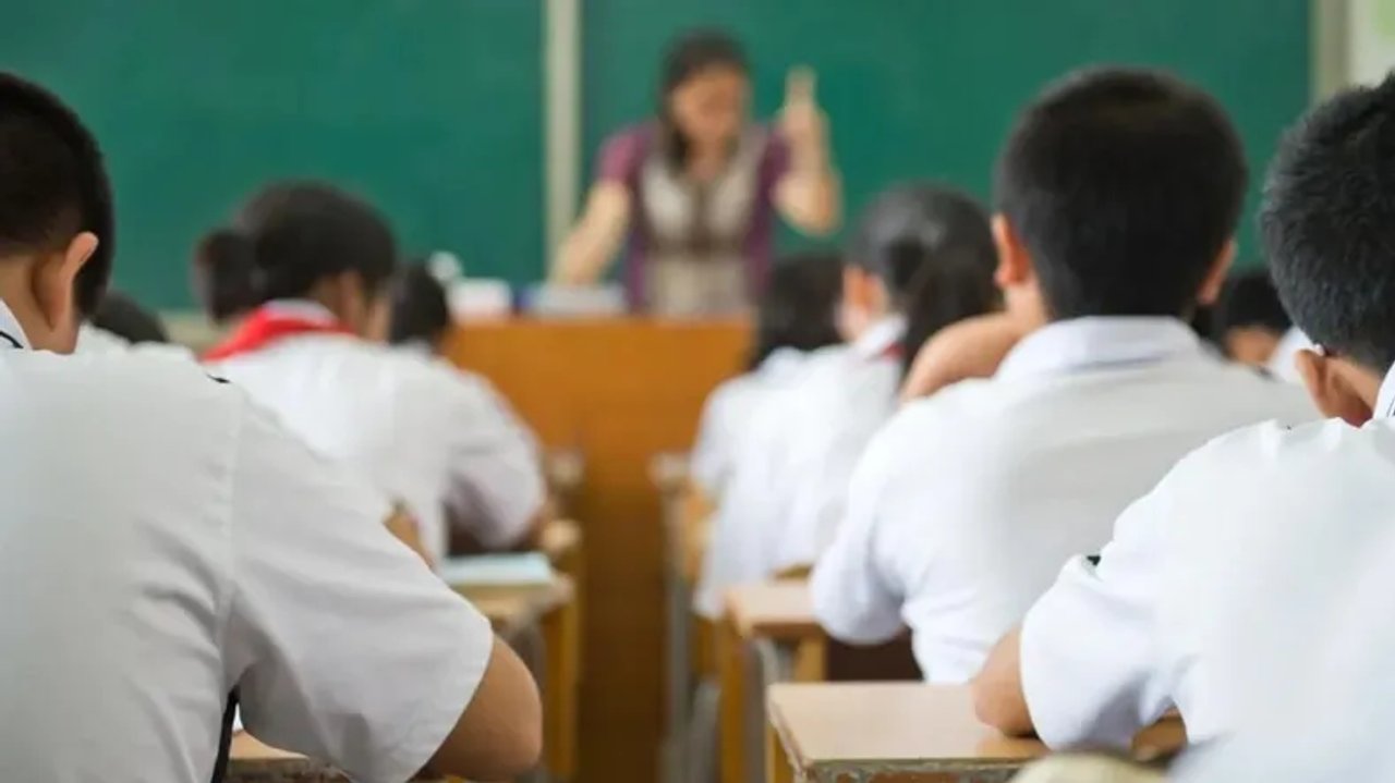 Acto de inicio de clases en una escuela
