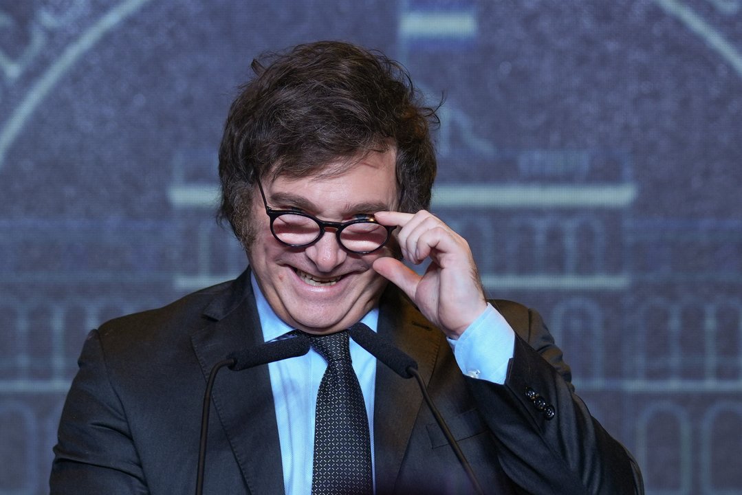 Javier Milei regresa al país tras el debate por la reforma laboral en Diputados