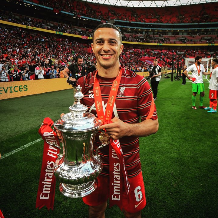 Sorpresa: Thiago Alcántara se retira del fútbol profesional