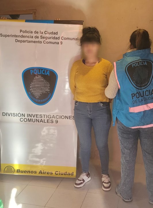 Detienen a una Viuda Negra acusada de drogar y robarle a su víctima de 60 años