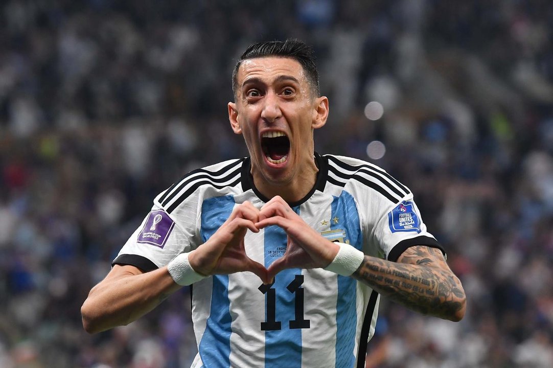 Ángel Di María casi aumenta la ventaja ante Canadá
