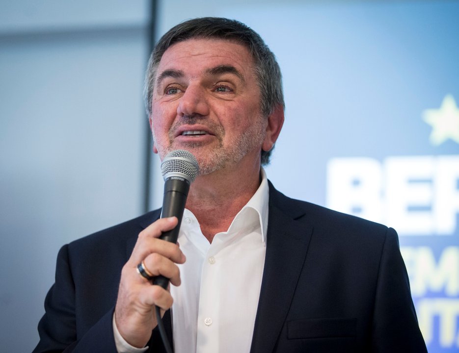 José Beraldi: "La gestión comete error tras error, quieren tapar el sol con un dedo"