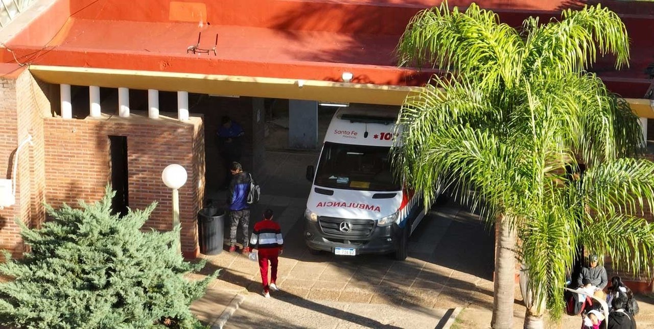 Un adolescente fue internado en terapia tras ser herido de bala en Santa Fe