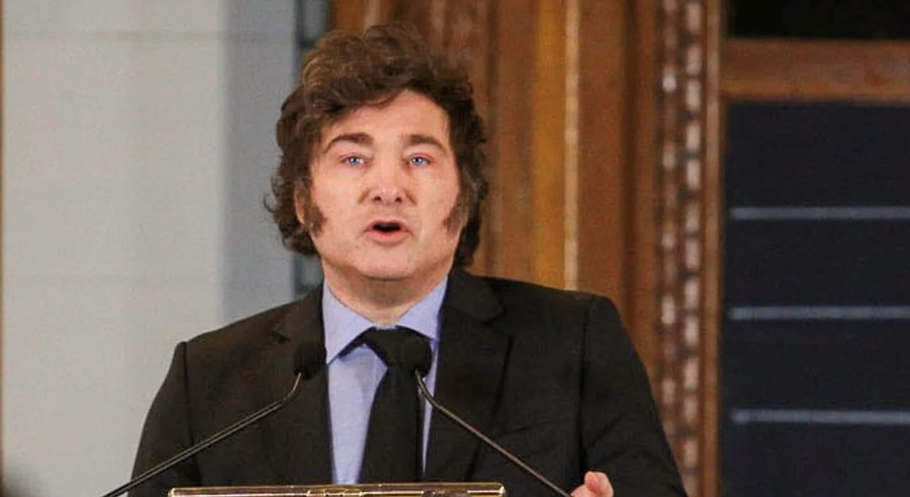 Javier Milei en la Bolsa de Comercio de Rosario: “Por qué tanto ruido con la morosidad»