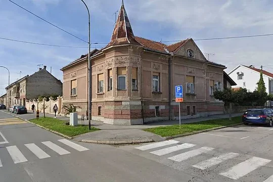 360