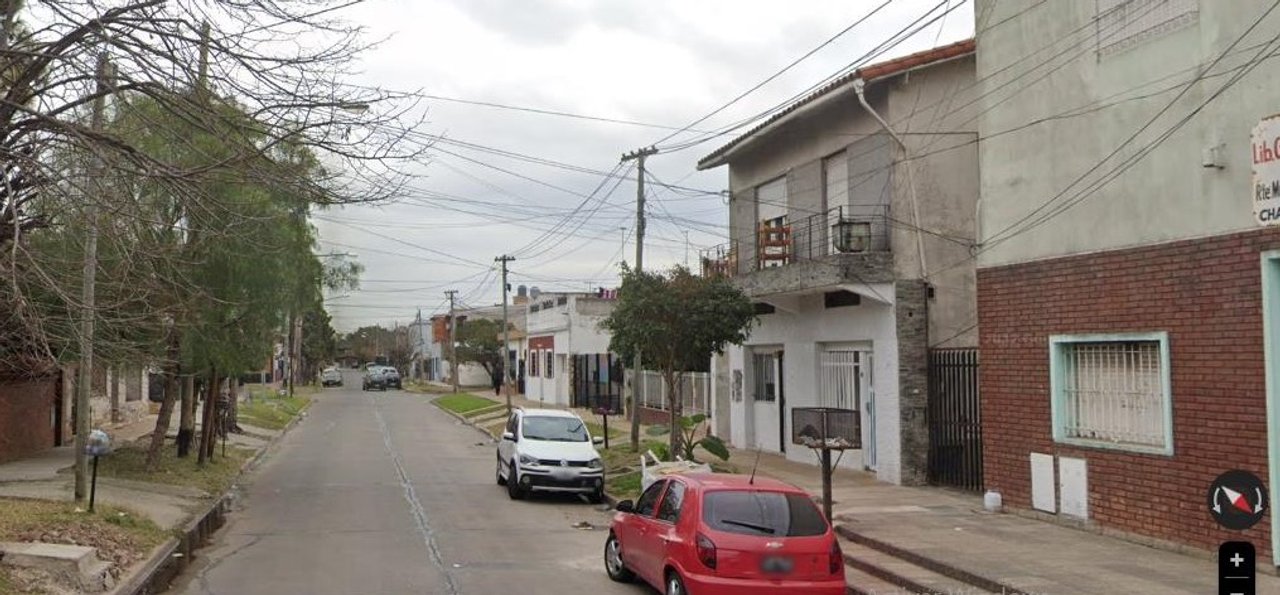 Encapuchados asaltaron a un joven de 20 años mientras dormía en su casa de Morón