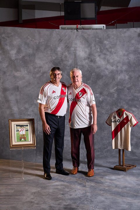 River presentó su nueva camiseta titular en homenaje a la temporada de 1986