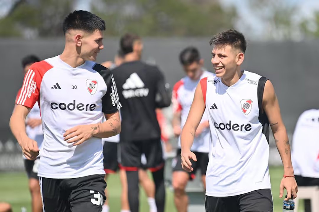 River Plate busca repatriar a jóvenes promesas del fútbol: Mastantuono y Echeverri