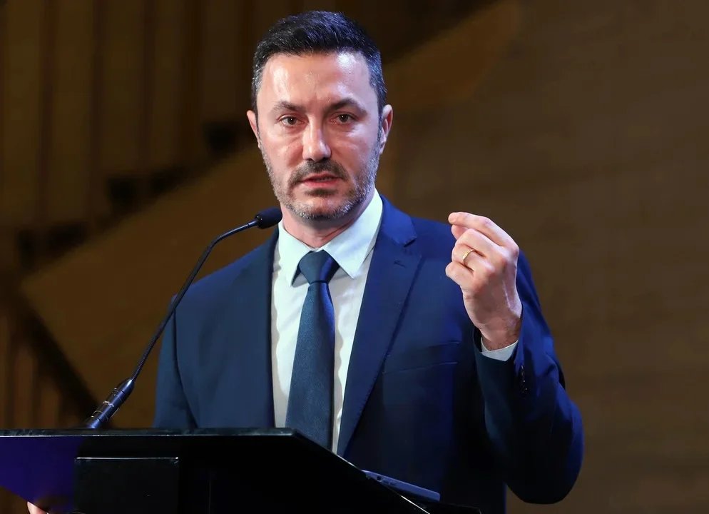 Luis Petri y Victoria Villarruel en medio de una controversia política y judicial