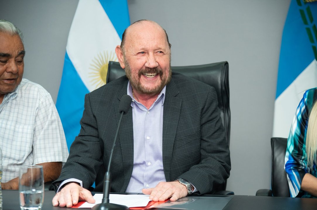 Captura del videojuego Gildus, Formosa bajo techos azules