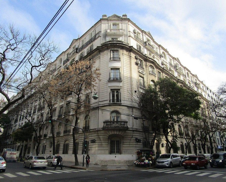 Edificio de viviendas en la Ciudad de Buenos Aires, afectado por la suba de expensas y el aumento de la morosidad