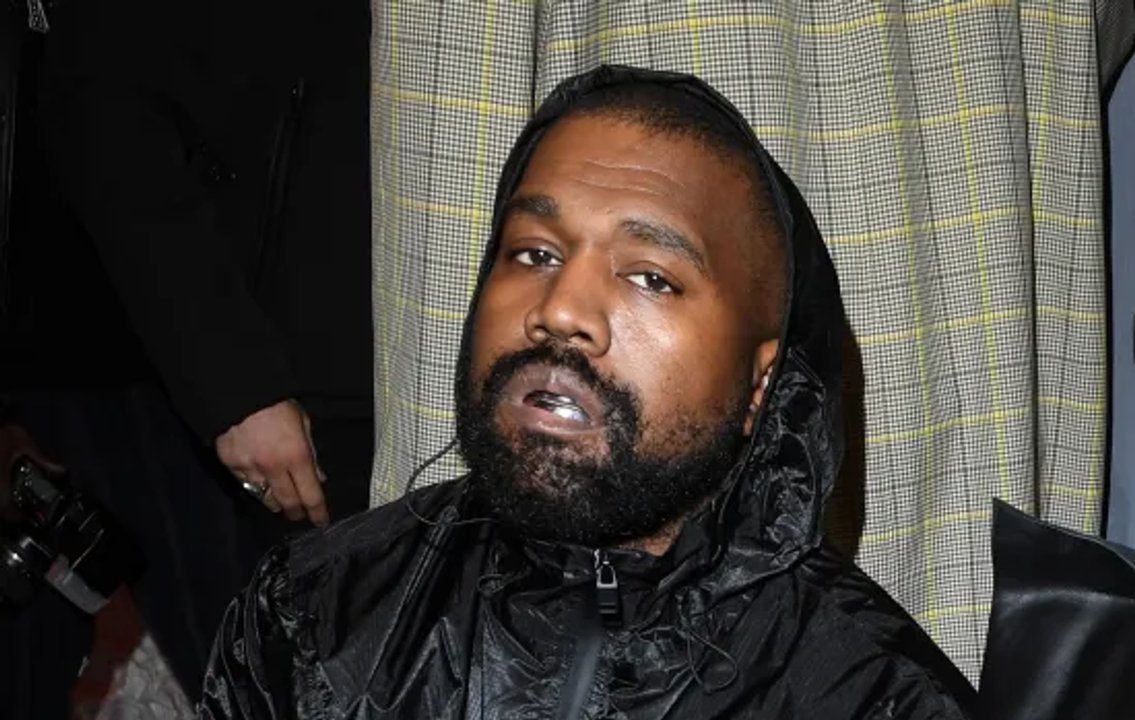 Kanye West ofrece disculpas públicas por comentarios antisemitas