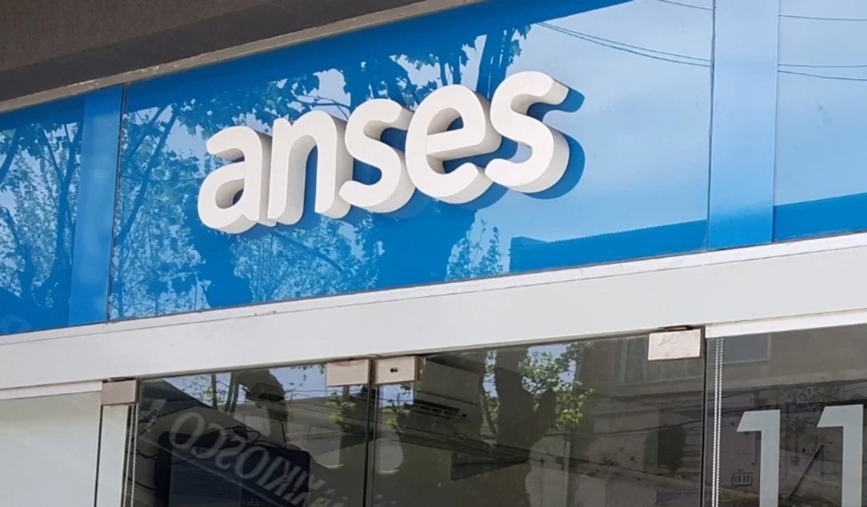 Cuándo cobro ANSES: calendario de pagos a jubilados, AUH y otras prestaciones del martes 20 de mayo Cuándo cobro ANSES: calendario de pagos a jubilados, AUH y otras prestaciones del martes 20 de mayo