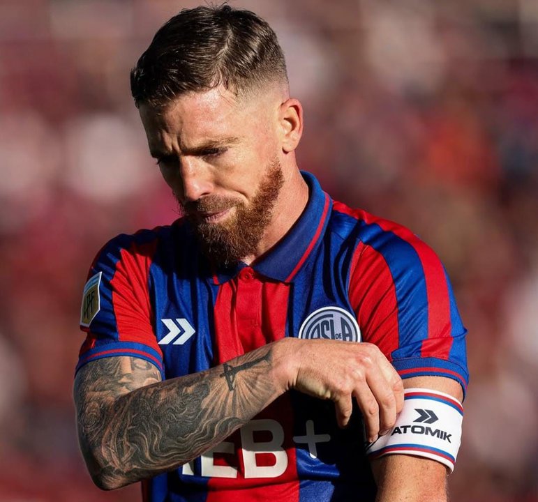 Iker Muniain se reúne con dirigentes de San Lorenzo