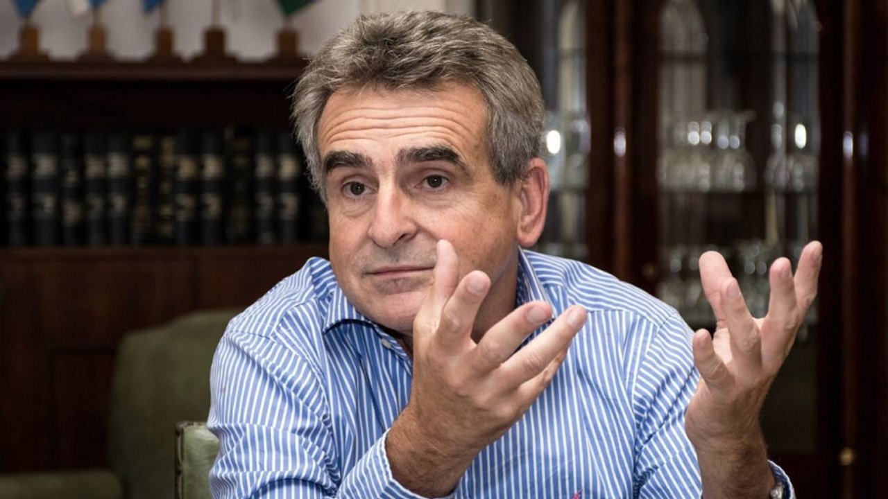 Agustín Rossi advirtió que los salarios militares tienen “una pérdida del 30 por ciento”