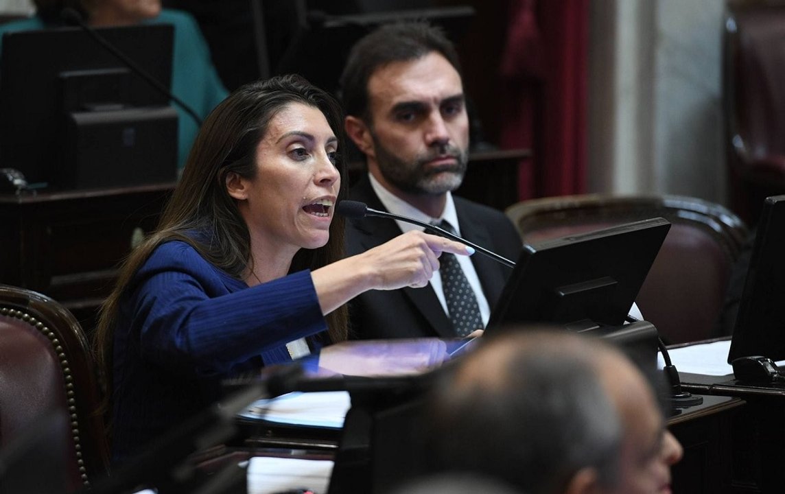 Florencia López criticó a la Corte por la Ley de Tierras y pidió juicio político