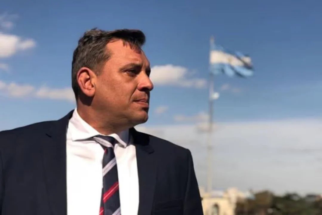 Maximiliano Bondarenko: "El peronismo es el que te quiebra las piernas y después te da las muletas"