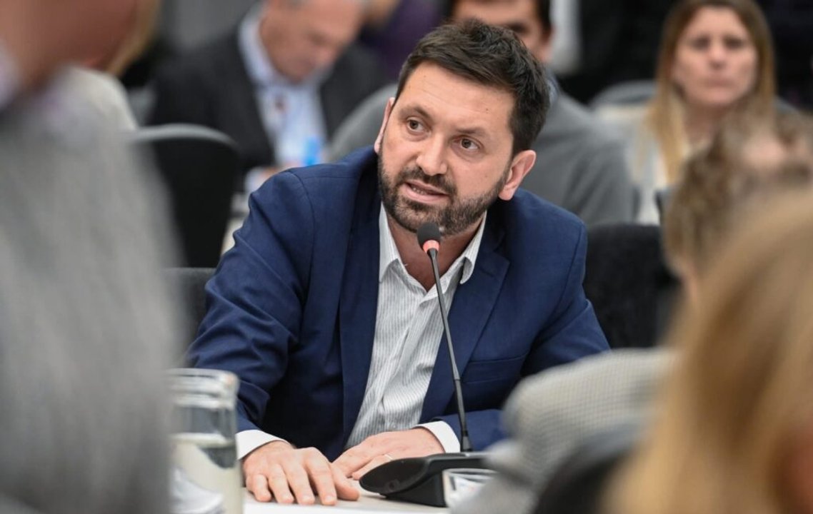 Diputados debaten regulación de billeteras virtuales y crédito digital