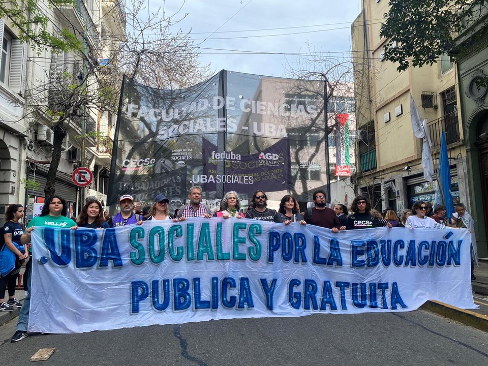 Cancillería argentina y polémica por el pago de cursos de inglés