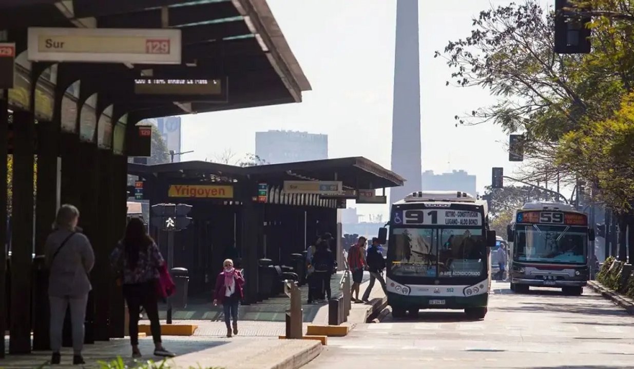 Aumentó el boleto de colectivo en el AMBA: ¿En qué líneas se aplica?