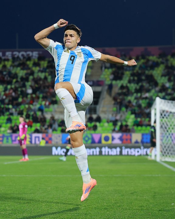 El equipo argentino Sub 20 celebrando su triunfo