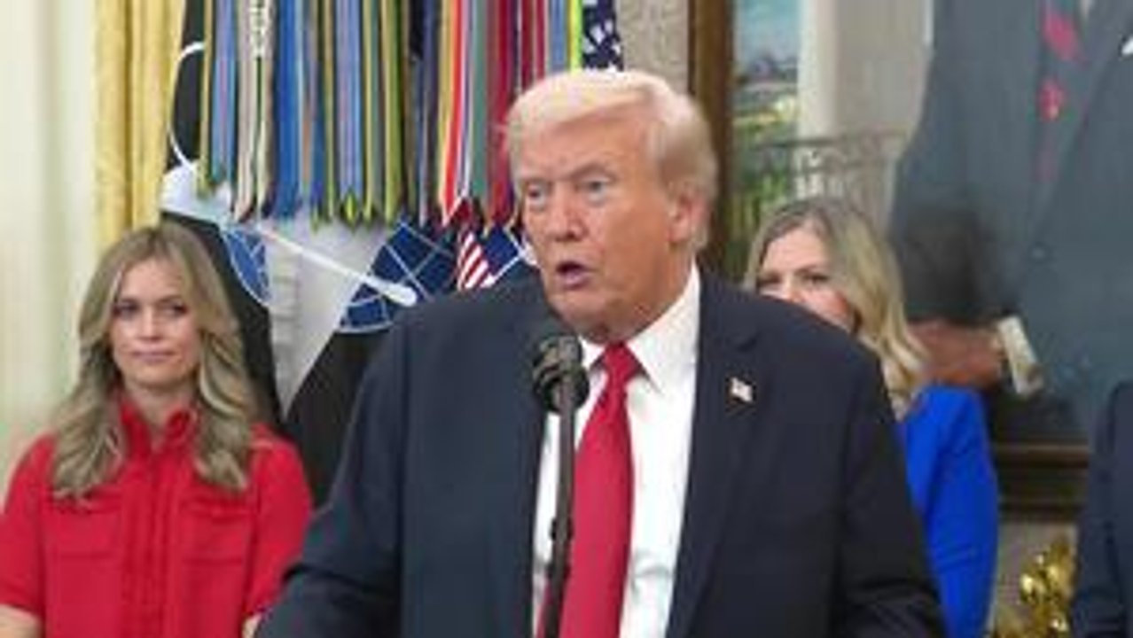 Renunciaron los principales directivos de la BBC tras polémica con Donald Trump