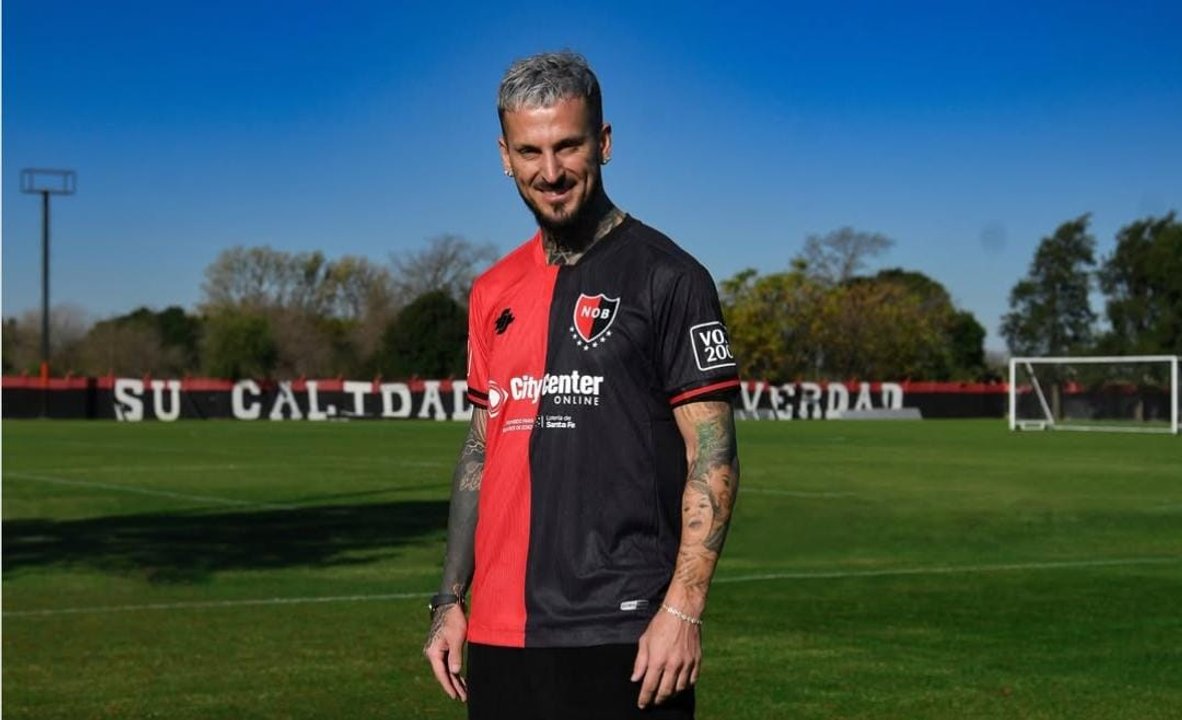 Darío Benedetto busca rescindir su contrato con Newell’s: fin anticipado de un ciclo sin goles Darío Benedetto busca rescindir su contrato con Newell’s: fin anticipado de un ciclo sin goles