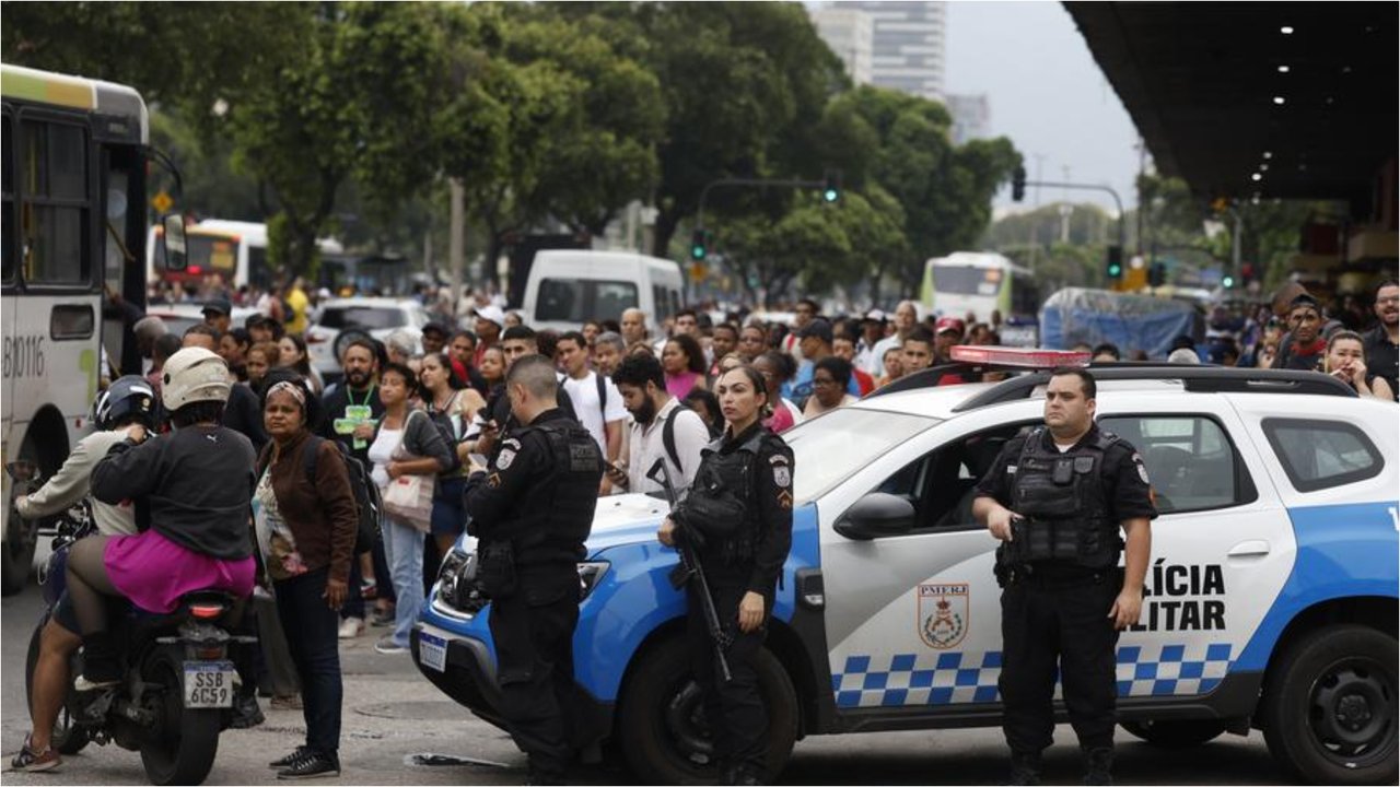 Gobierno de Brasil tendrá reunión de emergencia con Río tras la operación policial que dejó 64 muertos