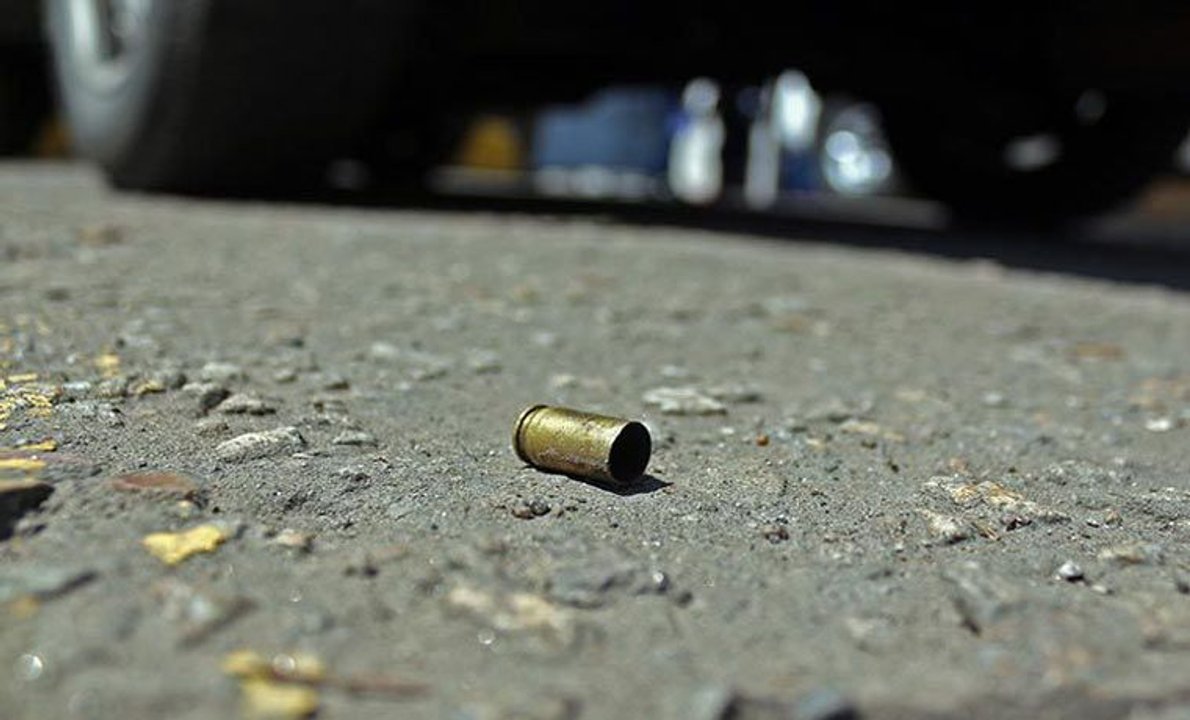 La Plata: un delincuente con frondosos antecedentes fue asesinado en una gresca y buscan al implicado La Plata: un delincuente con frondosos antecedentes fue asesinado en una gresca y buscan al implicado