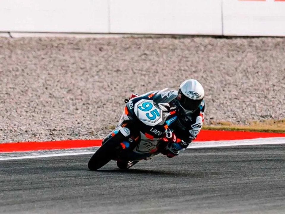 Morelli terminó 11° en el GP de Portugal y sumó unos valiosos puntos en Moto 3