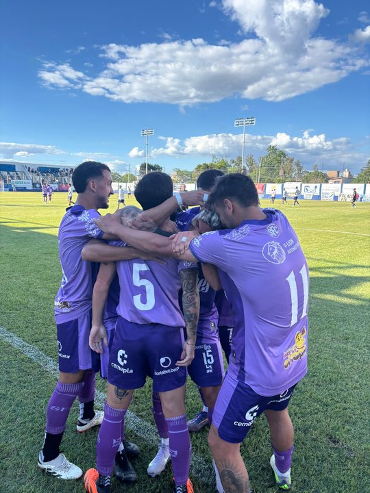 Sacachispas, el club más viral de la B Metro, al borde del descenso