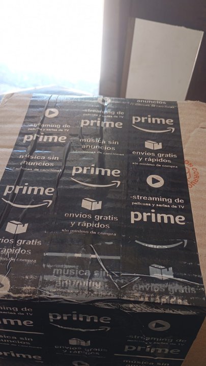 Sorpresa y desilusión de una vecina de La Plata al comprar una “mistery box”