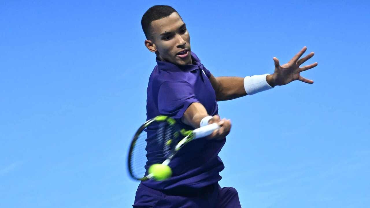 ATP Finals: Auger-Aliassime le ganó a Shelton y se ilusiona con clasificar a las semifinales
