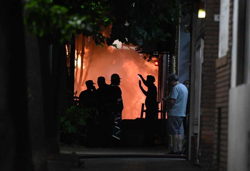 “Está controlado”: el jefe de bomberos sobre el escape de gas y fuego en Caballito