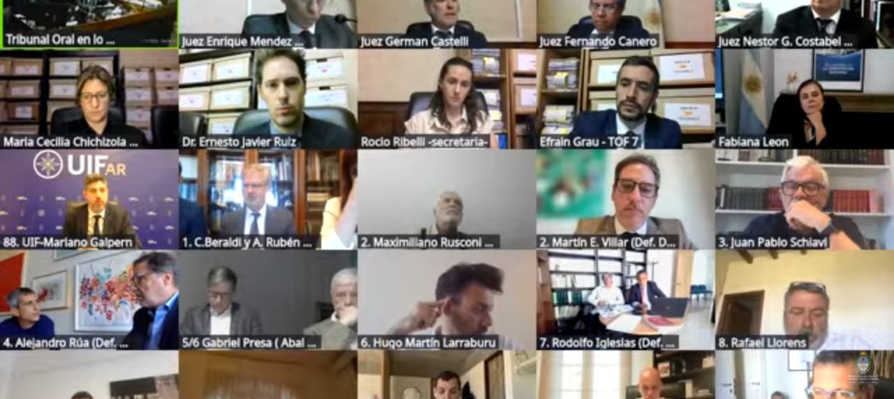 Cuadernos de la Coimas: arrancó la segunda audiencia con la presencia de Cristina Kirchner y Julio De Vido